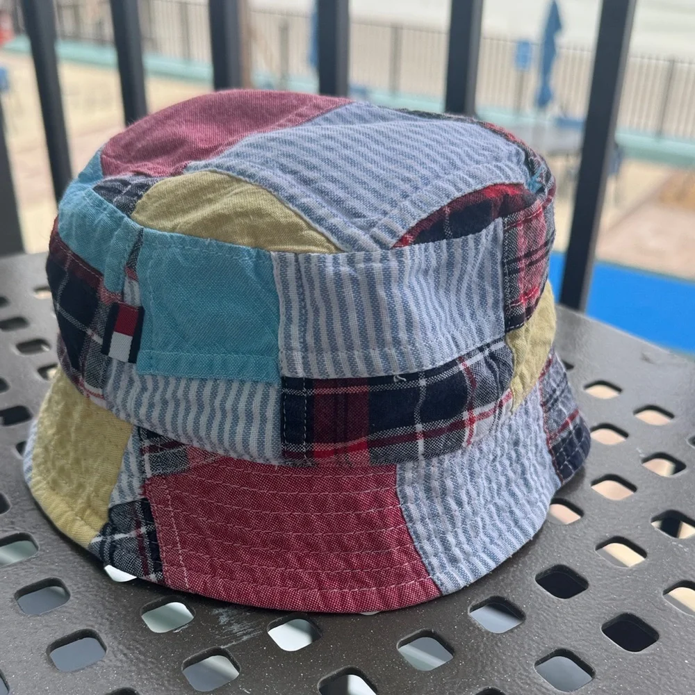 Tommy Hilfiger stylish red